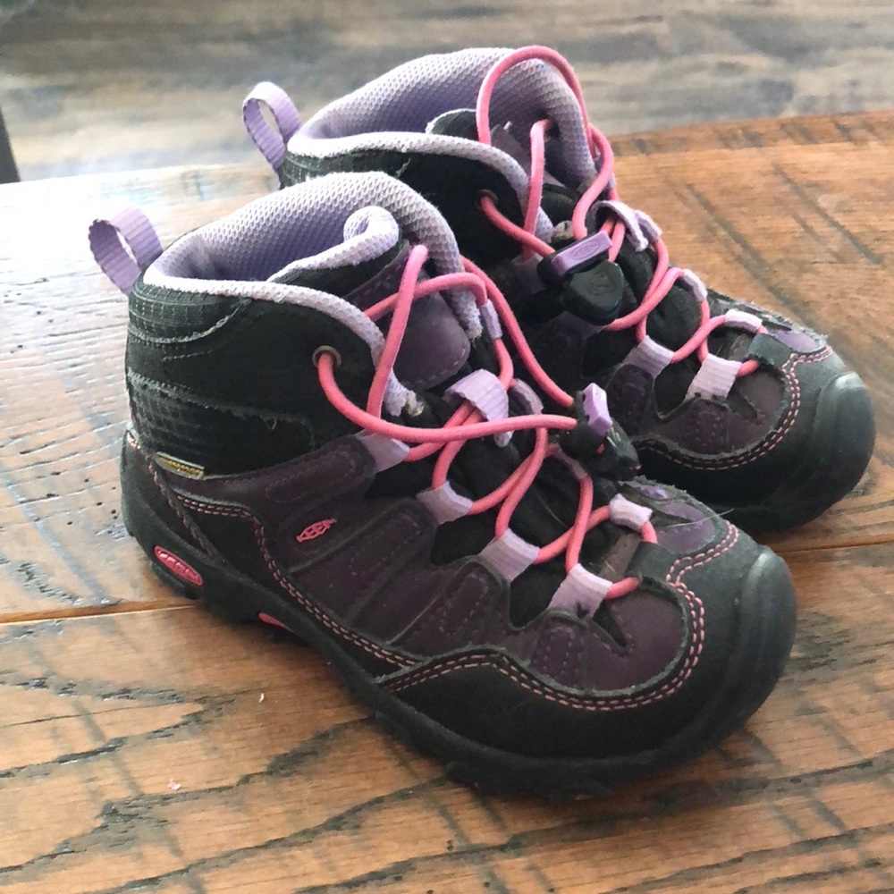 Keen Girls Hiking Boots